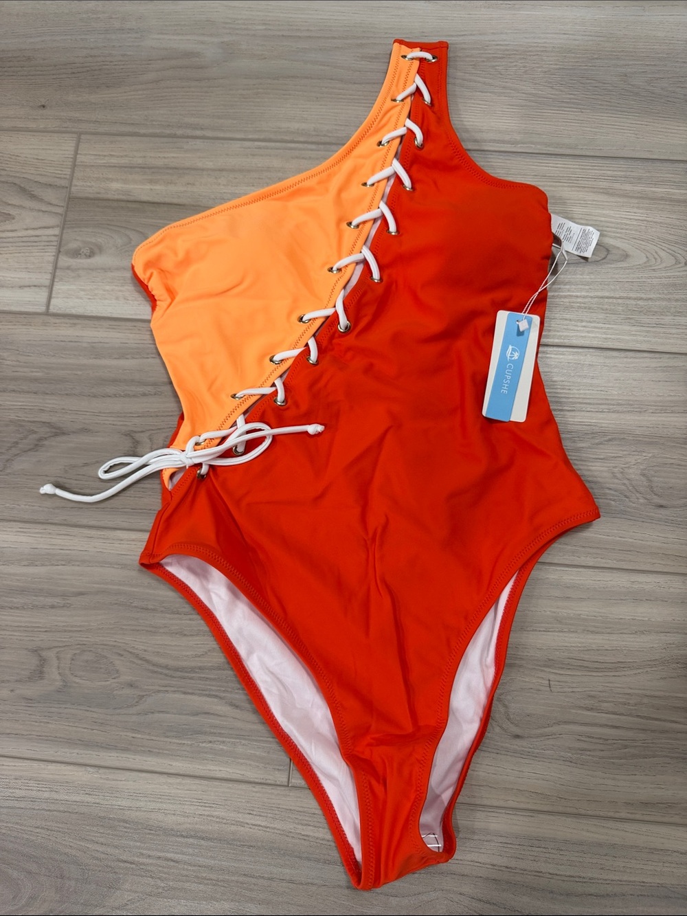 Cupshe Orange and Light Orange Ombre One-Shoulder One-Piece Swimsuit